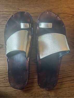 Authentic Jutta Neumann “Alice” Sandal in Metallic Gold